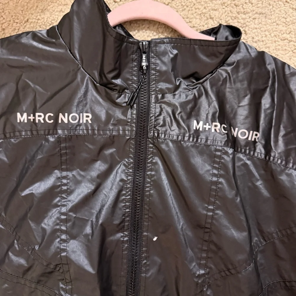 M+RC Noir Black Nylon Windbreaker Jacket Logo Track Jacket Men’s Large